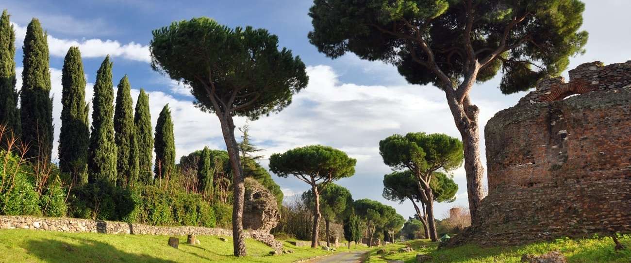 VIA APPIA, DIE KÖNIGIN DER STRASSEN